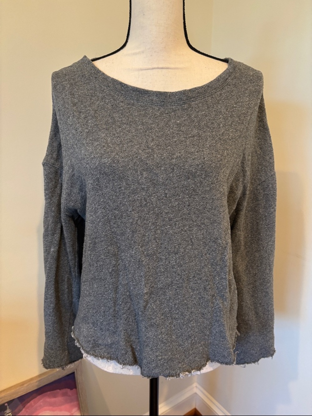 Splendid Gray Raw-Edge Boatneck Sweatshirt Size Small